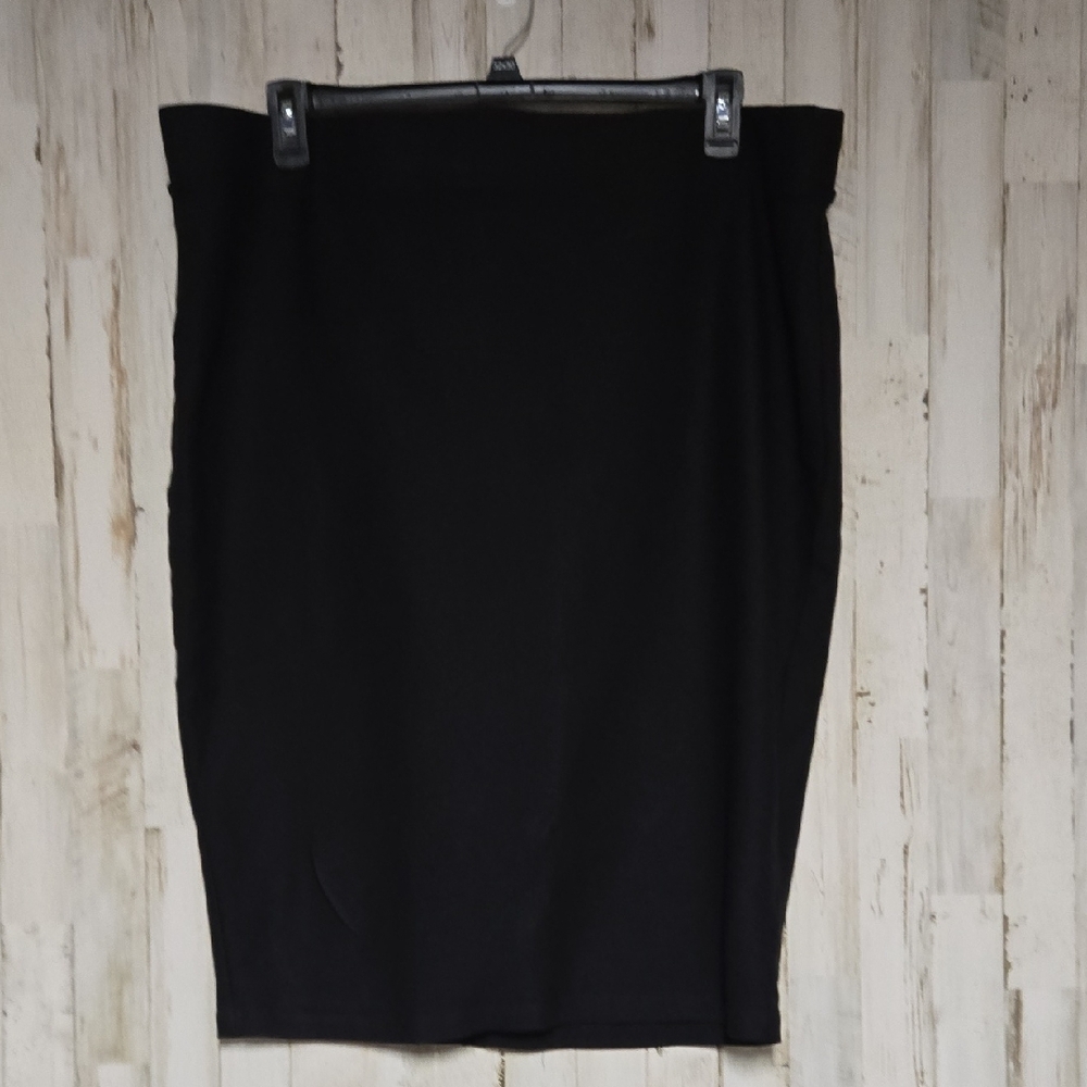 Torrid (Studio) 3x Black Pencil Skirt